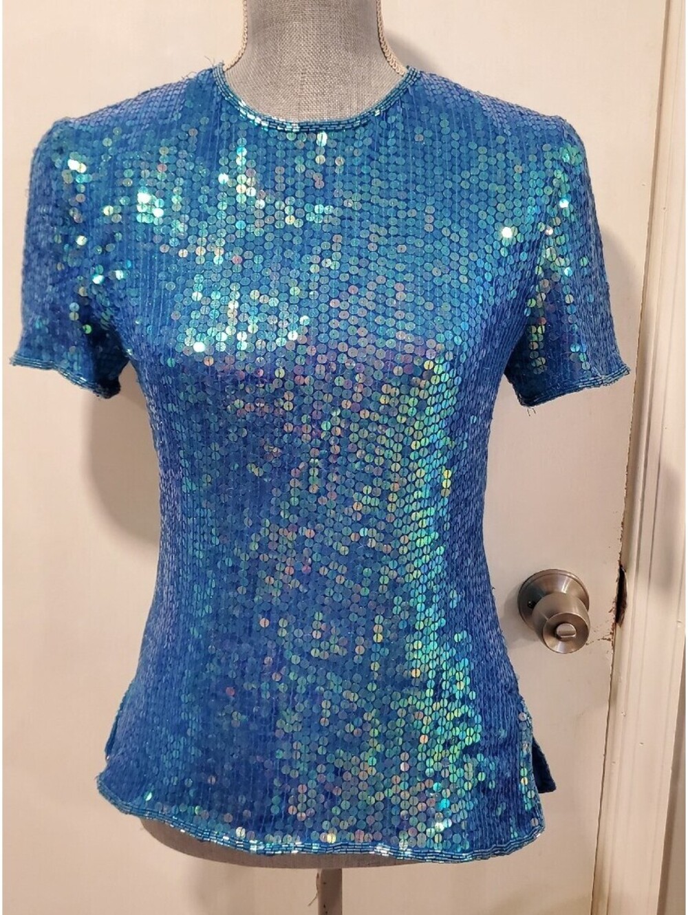 Papell Boutique Evening Medium Blue Iridescent Sequin Beaded Top Shirt